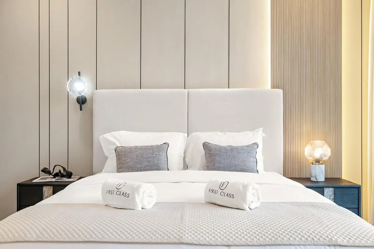 First Class 2Br Elegant Canal View Retreat Dubai 0*,
