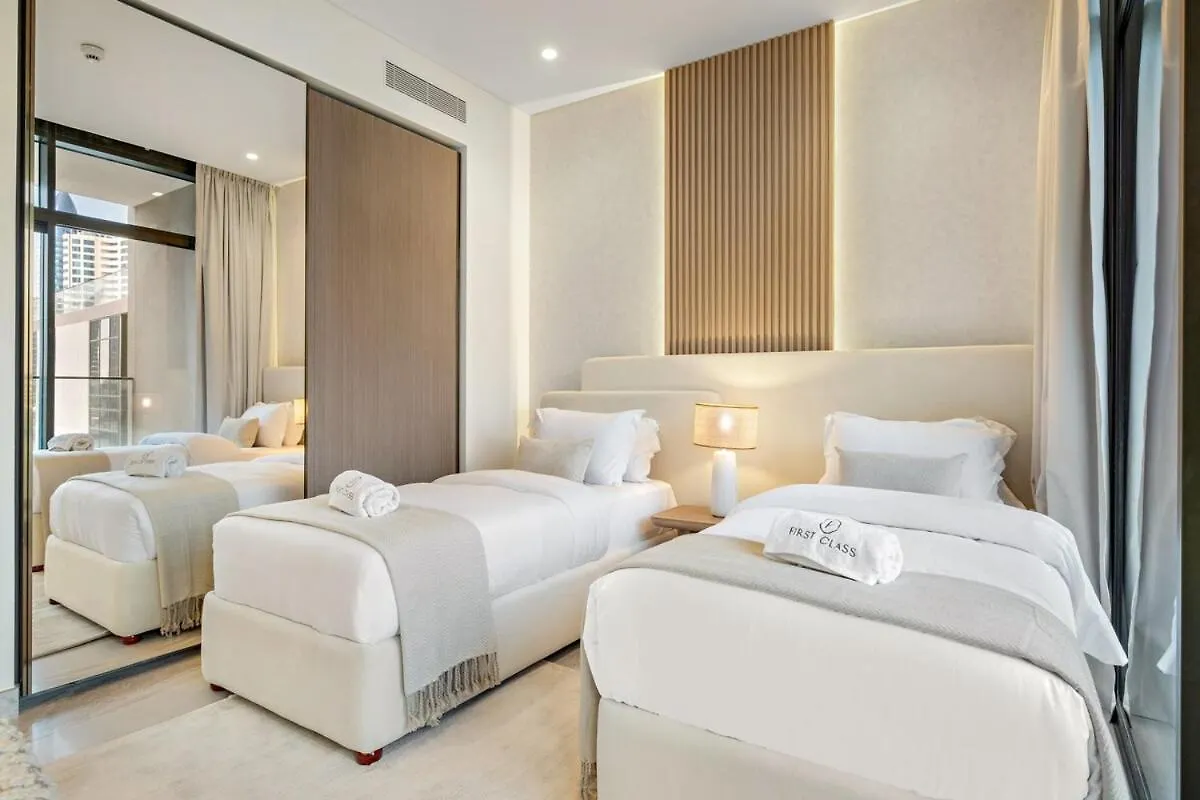 Apartment First Class 2Br Elegant Canal View Retreat Dubai